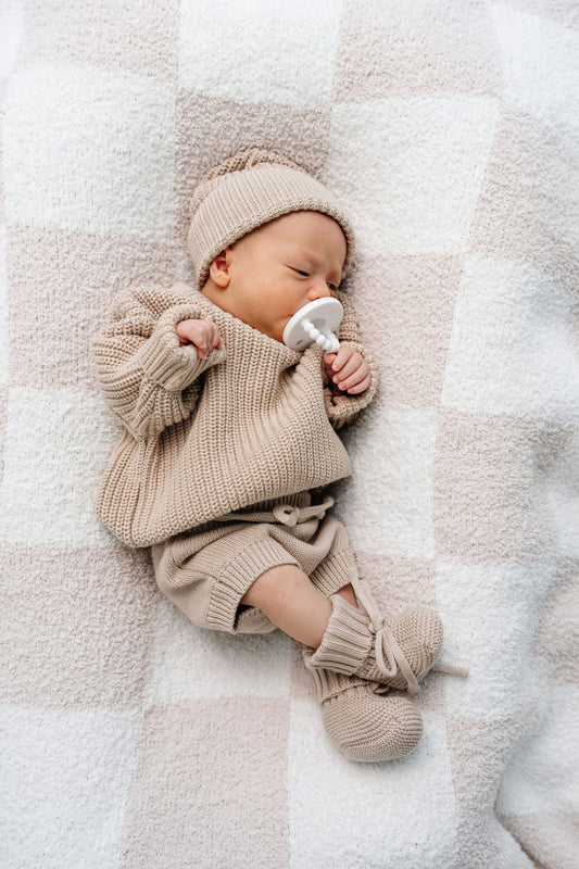 Lou Lou & Company Knit Booties - Tan, Newborn-3 Month
