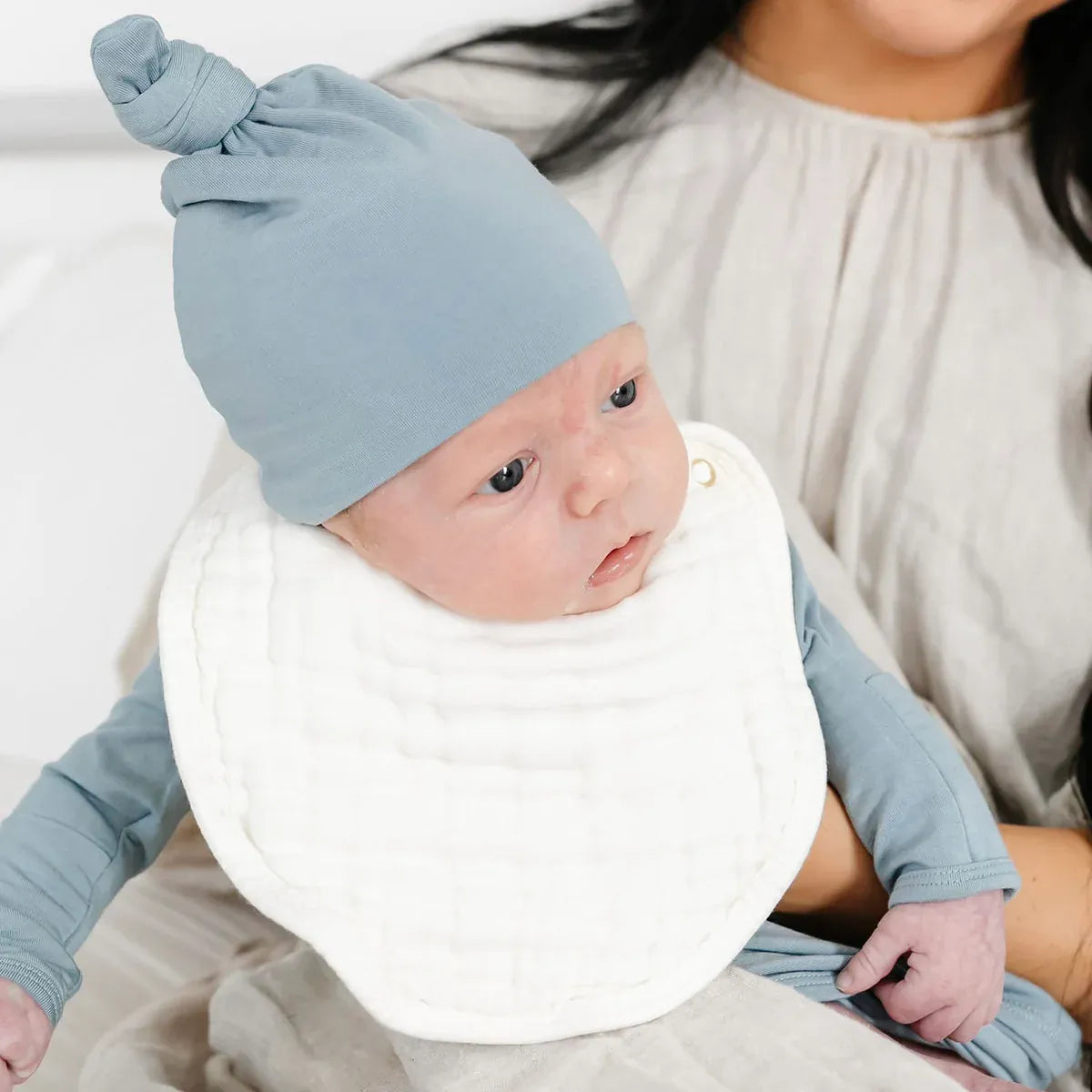 Lou Lou & Company Cloud Muslin Bib 2 pk - White