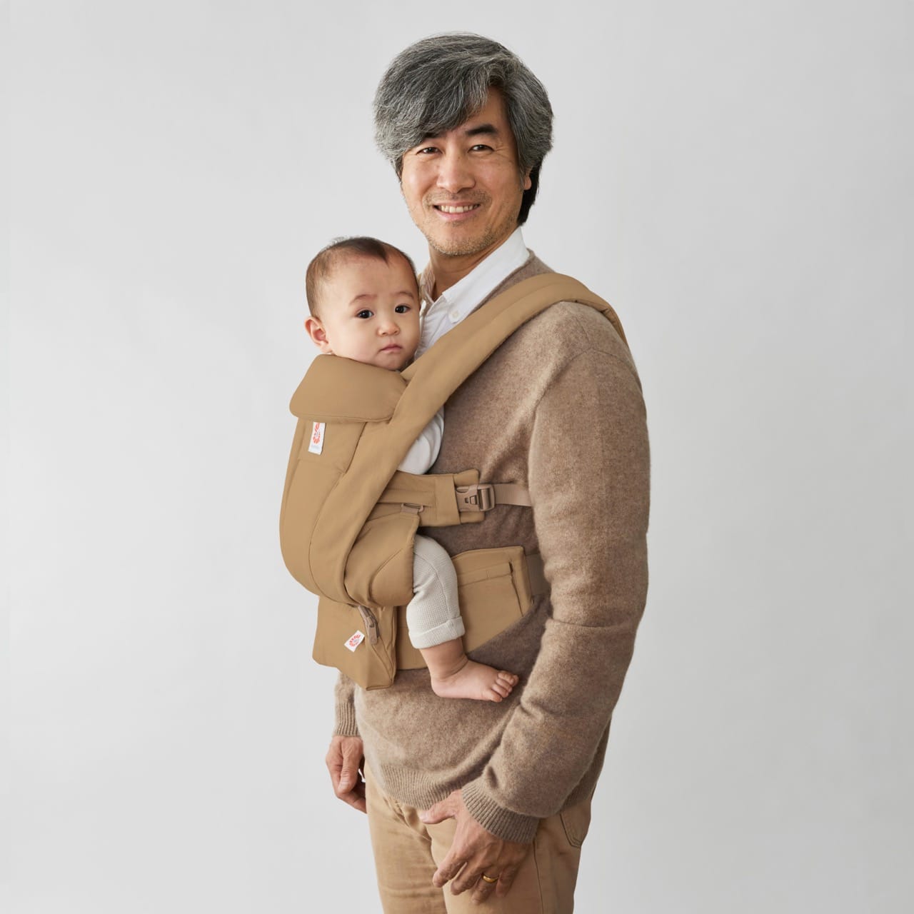 Ergobaby Omni Deluxe Baby Carrier, Cotton - Camel