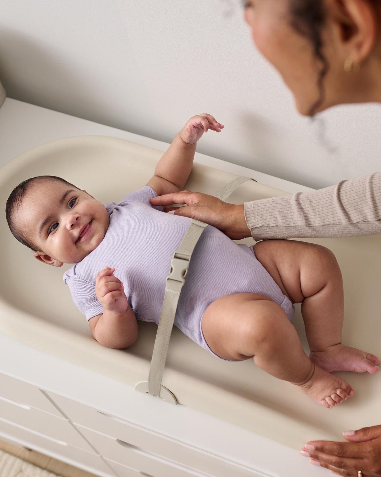 Skip Hop Nursery Style Light-Up Changing Pad - Oat - 9Q190810