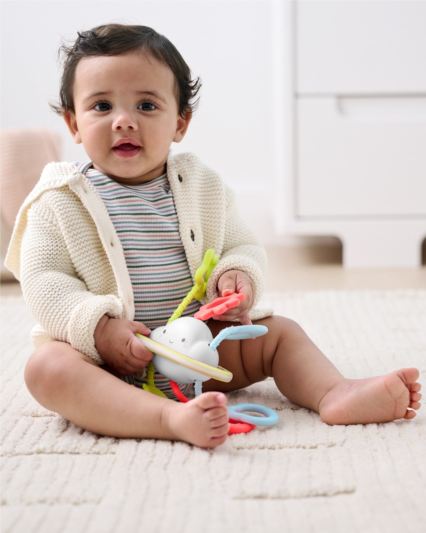 Skip Hop Silver Lining Cloud Pull & Play Baby Sensory Toy - 9Q240810