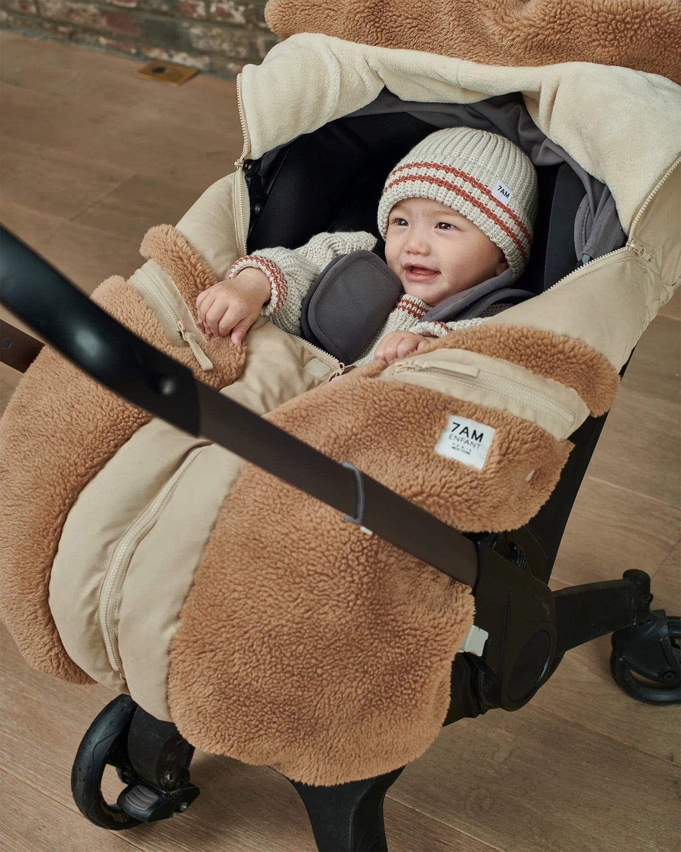 7 A.M. Enfant Car Seat Cocoon - Cappuccino Applique / Oat Cacao - CSC-OATAC
