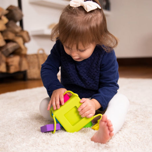 Fat Brain Toys OombeeCube