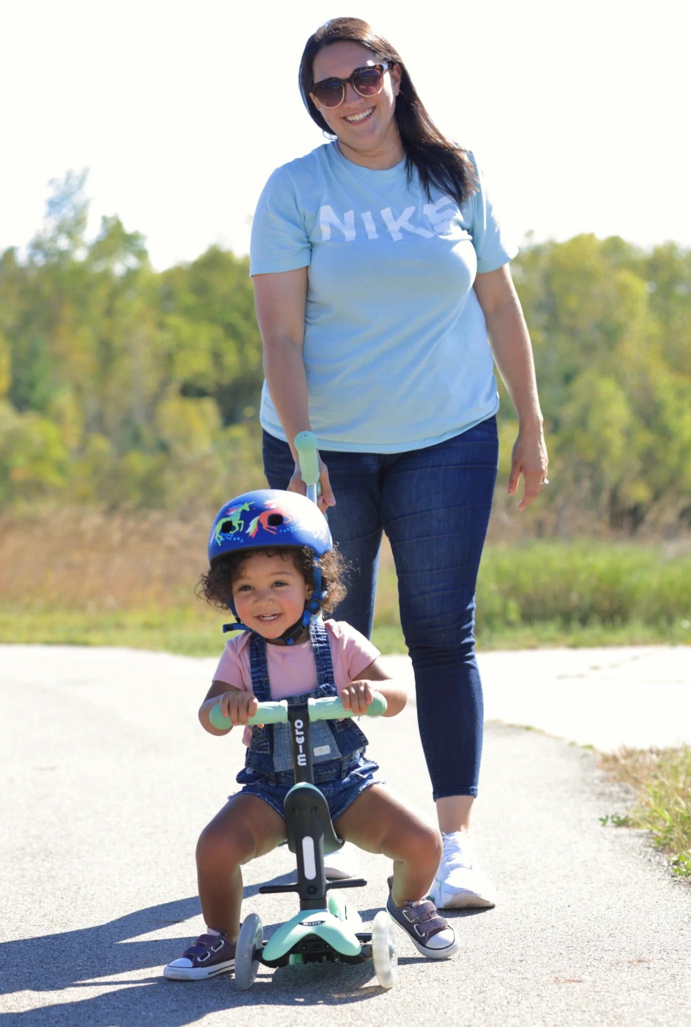 Micro Kickboard Micro Mini2Grow LED Scooter - Mint - MMD361