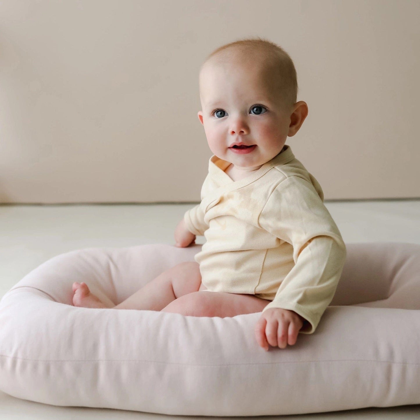 Snuggle Me Organic Infant Lounger - Petal