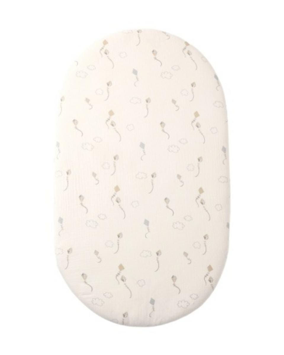 Quincy Mae Bassinet Crib Sheet Kites - Natural