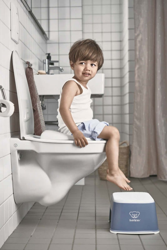 BabyBjorn Step Stool - Deep Blue/White - 061269US