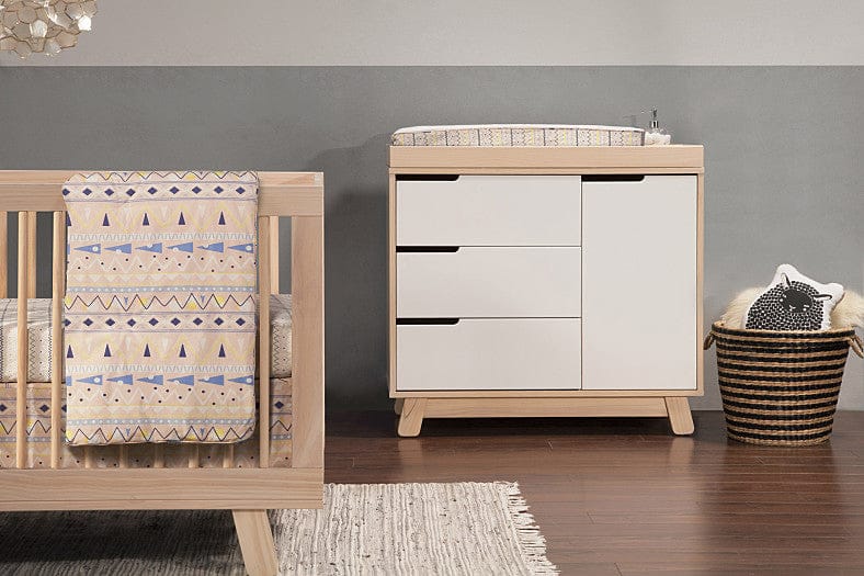 Babyletto Hudson 3-Drawer Changer Dresser, KD w/Removable Changing Tray in Washed Natural/White - M4223NXW