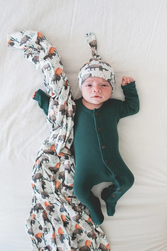Copper Pearl Newborn Top Knot Hat - Bison - X0025D8IKP