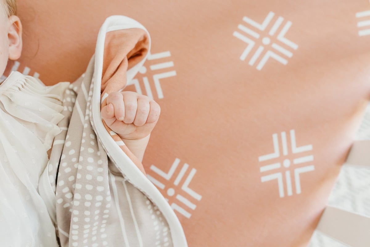 Copper Pearl Premium Fitted Crib Sheet - Mesa - X002QSLZTP