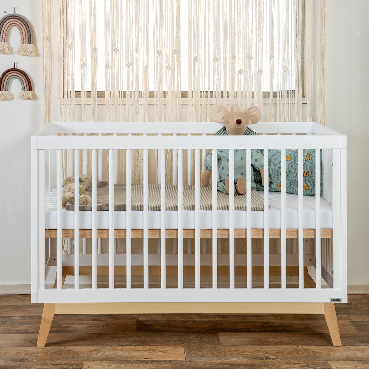 dadada Soho 3-in-1 Convertible Crib - White/Natural - 10431-da
