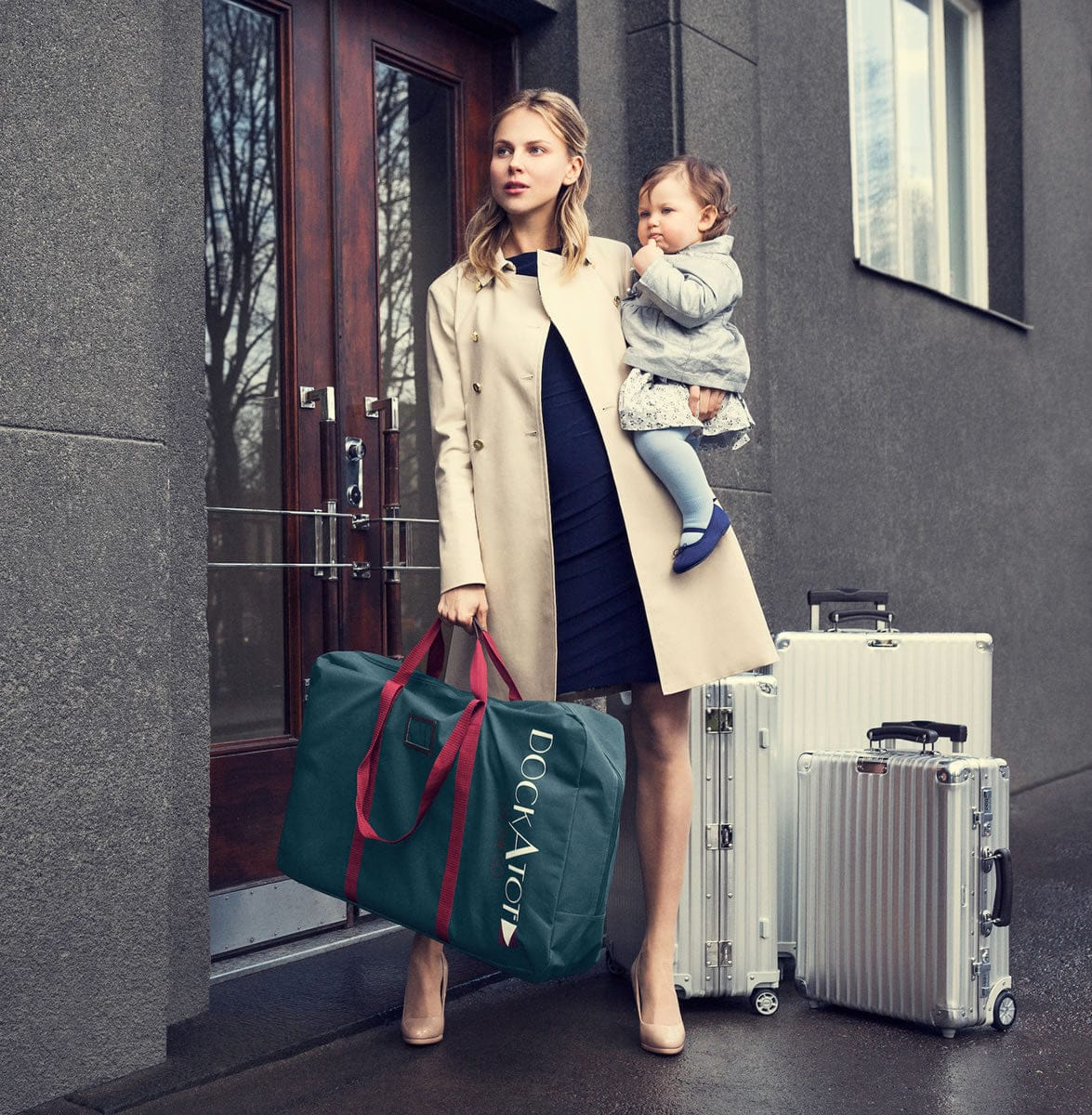 DockATot On the Go Deluxe Transport Bag - Midnight Teal