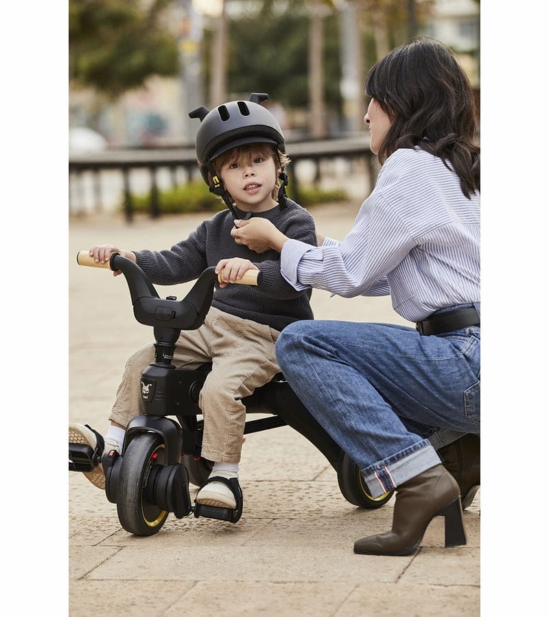 Doona Liki Trike S5 + Liki Helmet Bundle - Racing Green / Black - SP550-99-032-003-HELMET