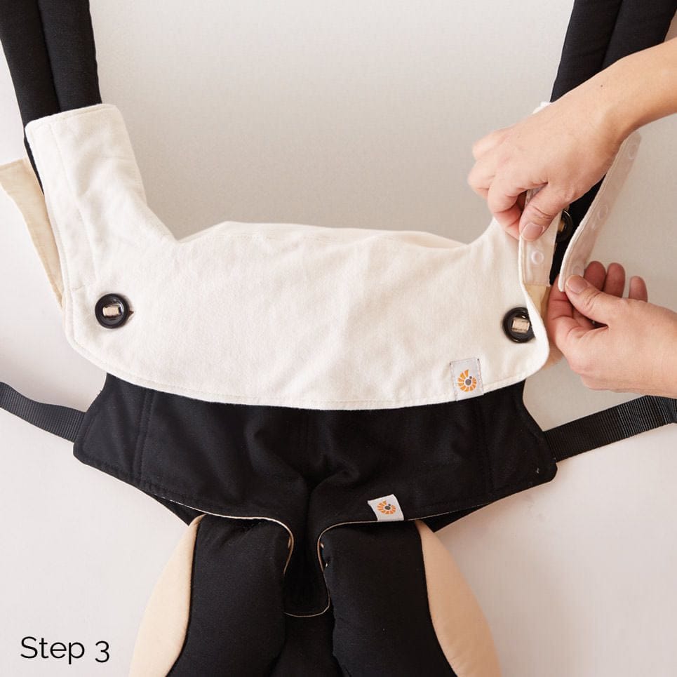 Ergobaby Four Position 360 Carrier Teething Pad and Bib - Natural