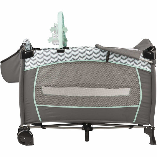 Evenflo Portable BabySuite DLX Playard - Spearmint
