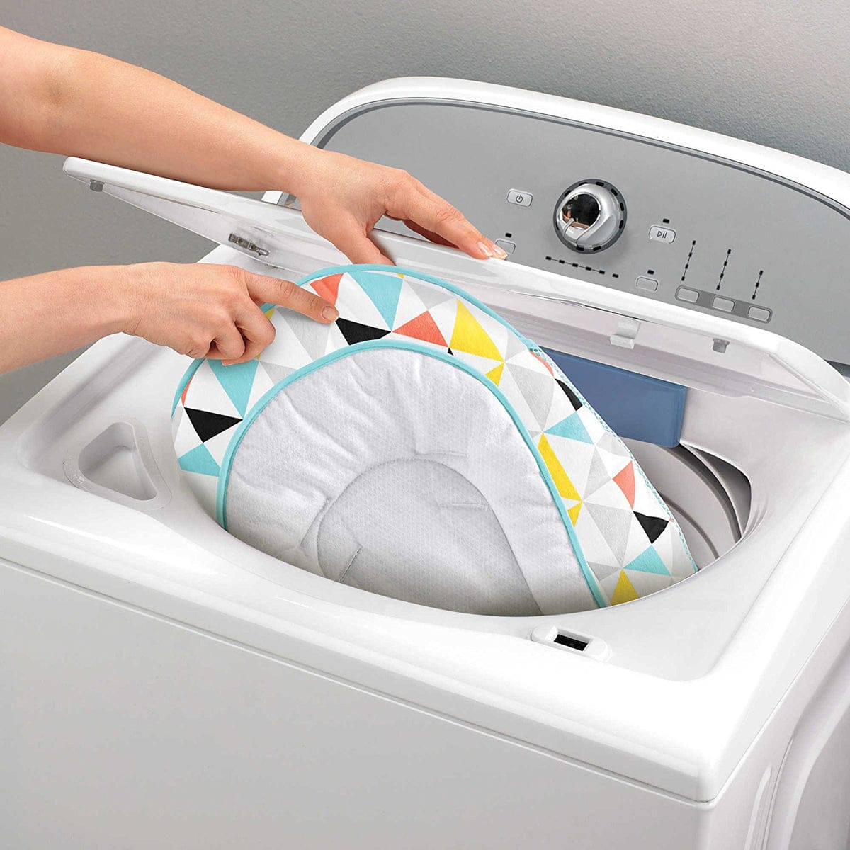 Fisher-Price Deluxe Take-Along Swing & Seat