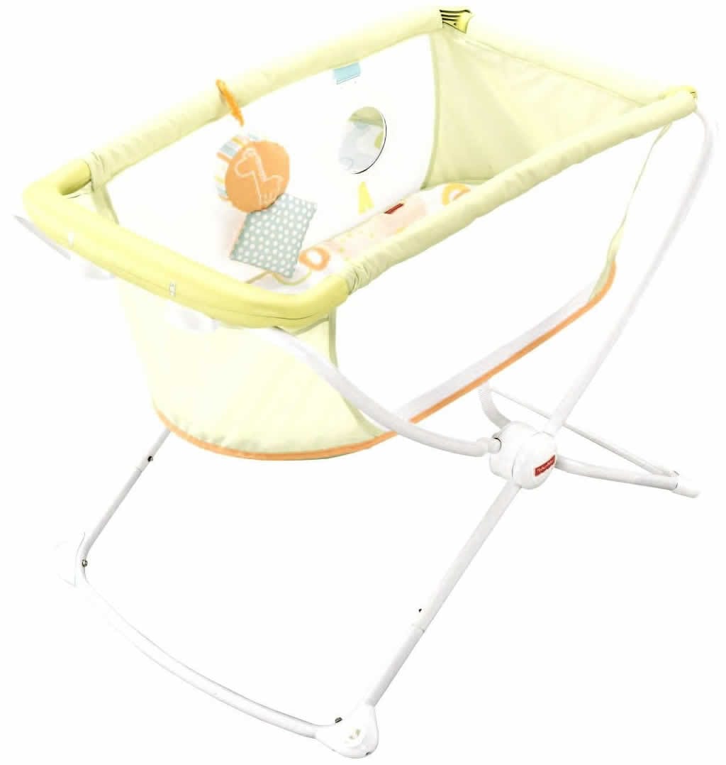 Fisher-Price Rock 'n Play Portable Bassinet - X7757