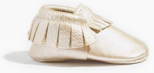Freshly Picked Classic Moccasins, Size 2 - Platinum - SSMOPLATN-2