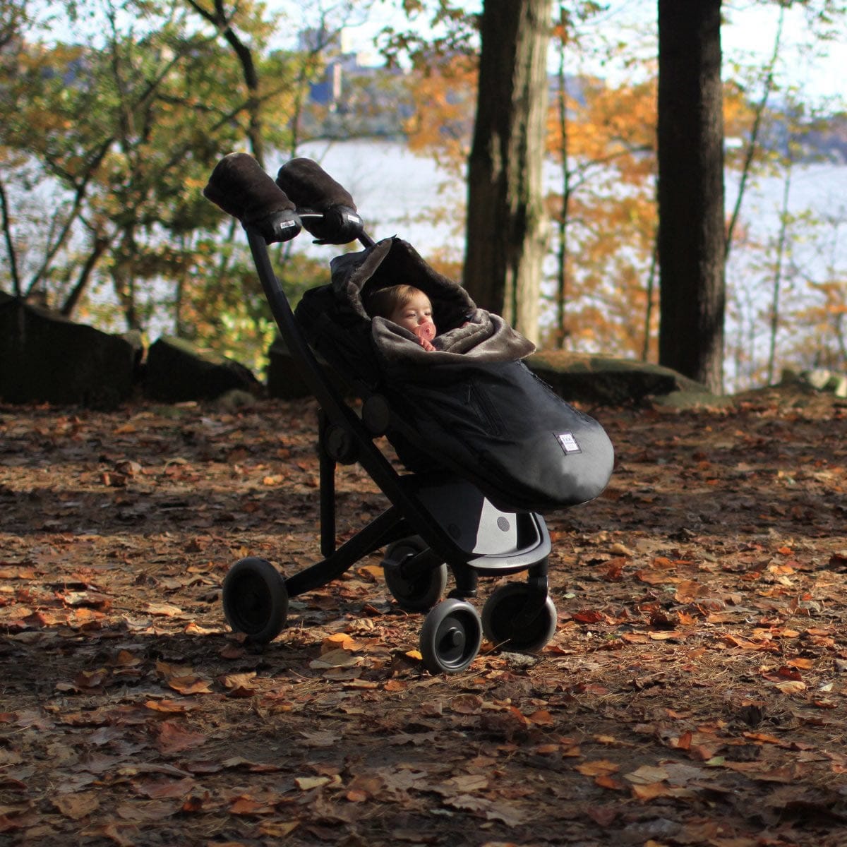 7 A.M. Enfant POD Footmuff, Medium/Large (18M-3T) - Waxed Forest - POD40ML-WF