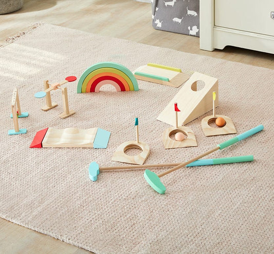 Wonder & Wise Wooden Mini Golf Game - 1011900801