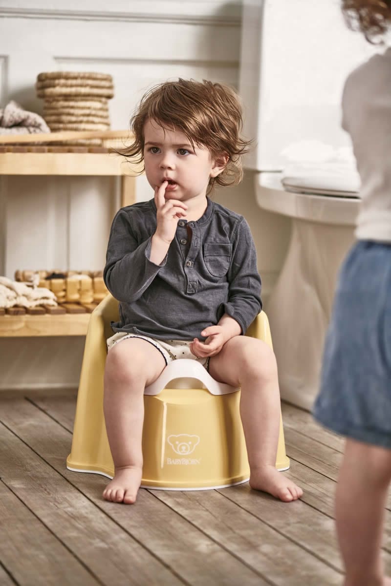 BabyBjorn Potty Chair - Powder Yellow/White - 055266US