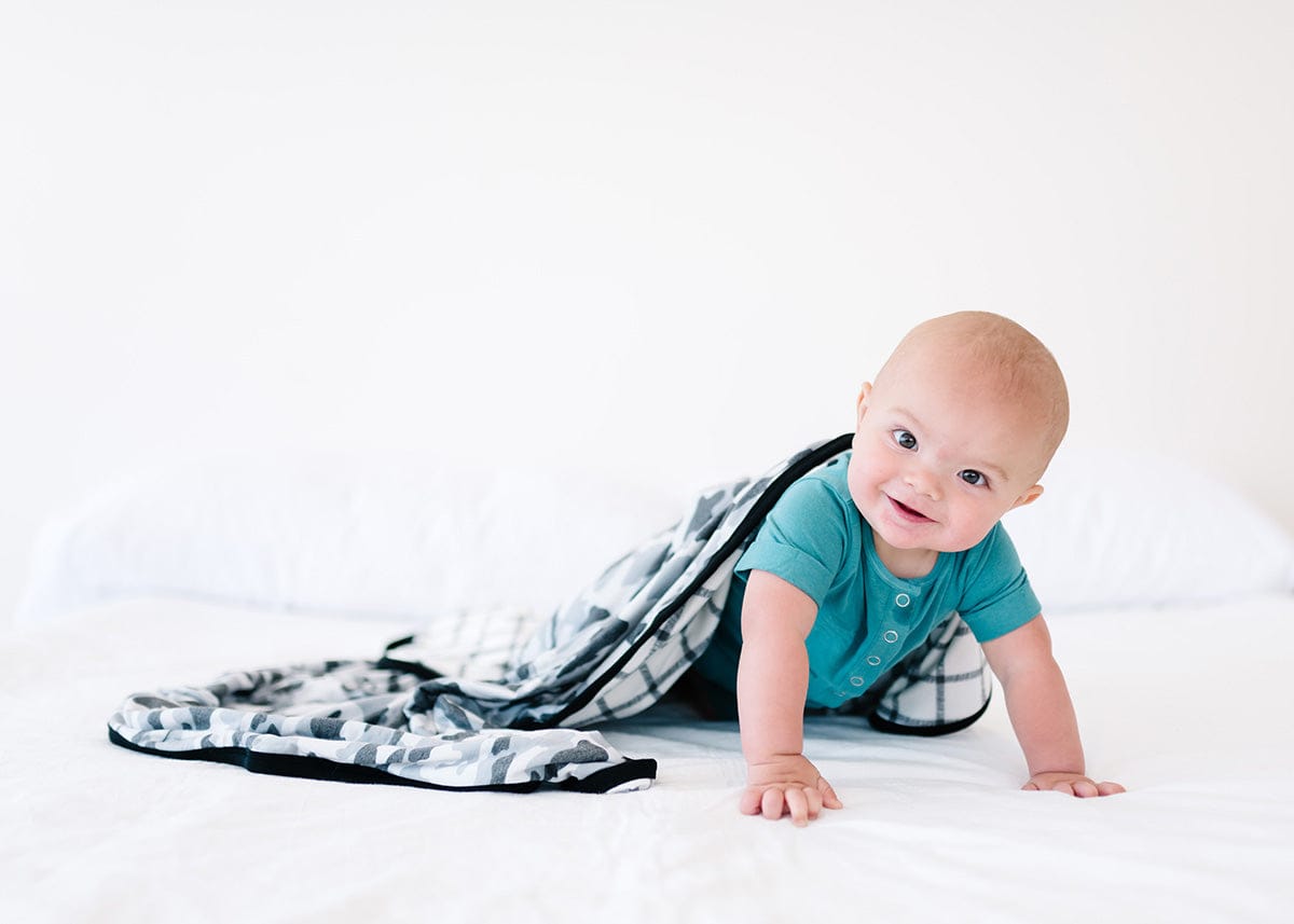 Copper Pearl 3-Layer Stretchy Quilt - Gunnar