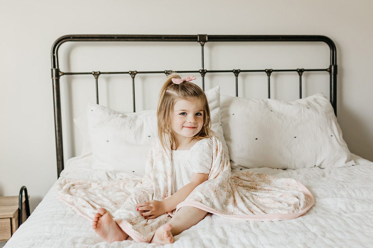 Copper Pearl 3-Layer Stretchy Quilt - Kiana