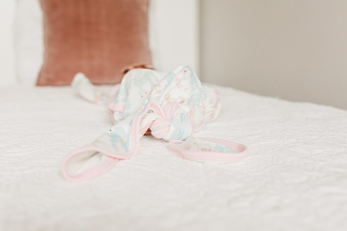 Copper Pearl Newborn Knotted Gown - Whimsy - X002QRKXHL