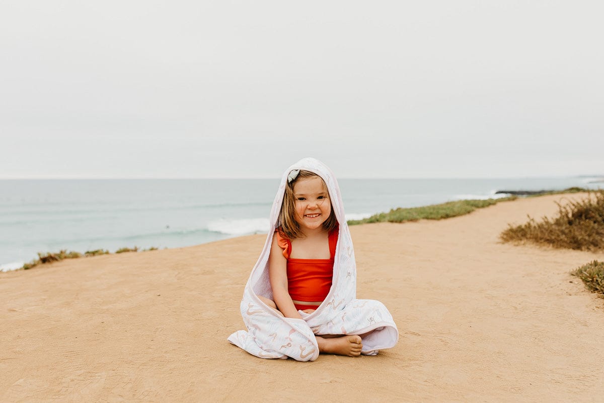 Copper Pearl Premium Hooded Towel - Coral - X002WV5NJT