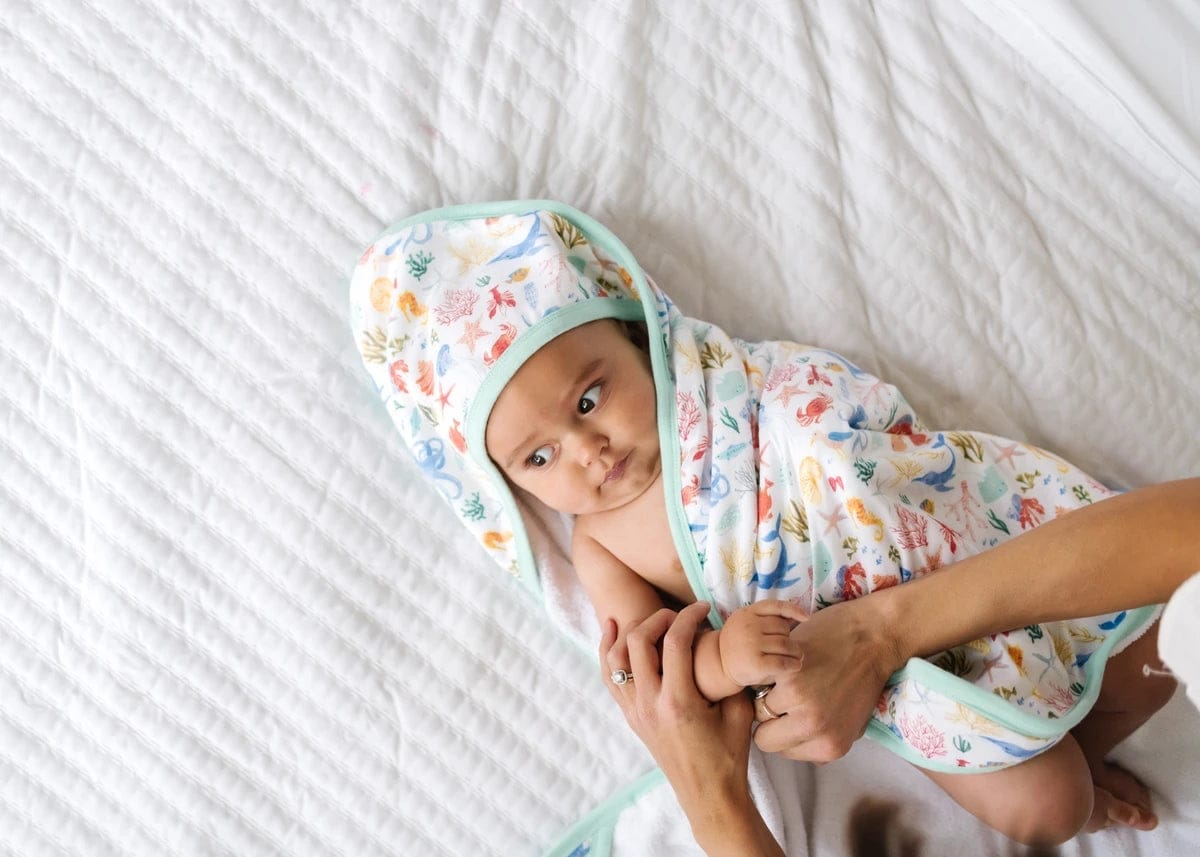 Copper Pearl Premium Hooded Towel - Nautical - X002HREDMV