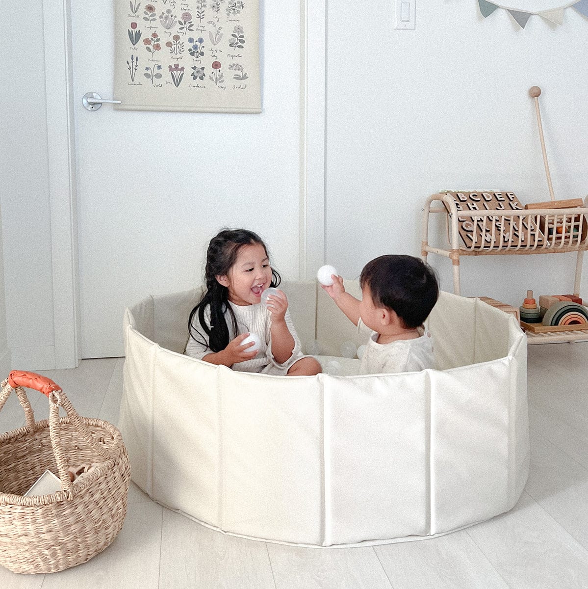 Gathre Ball Pit - Ivory - GBALLPITIVR