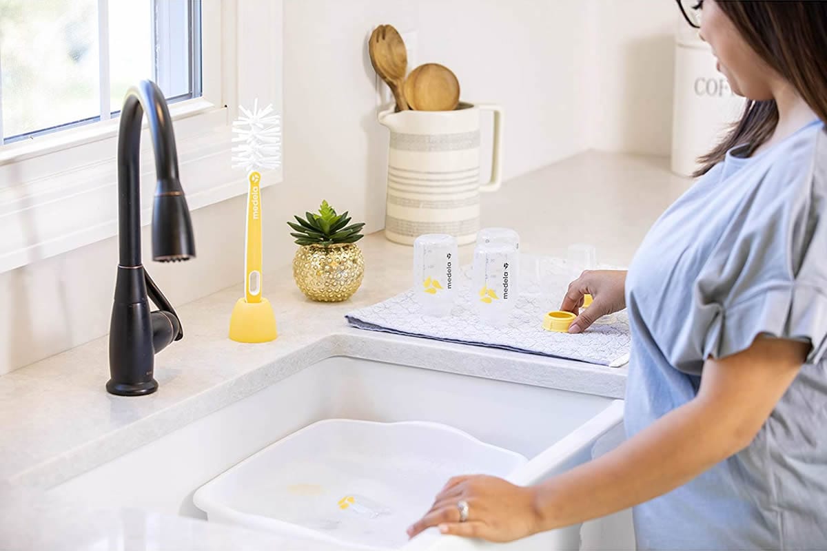 Medela Quick Clean Bottle Brush - 101036556