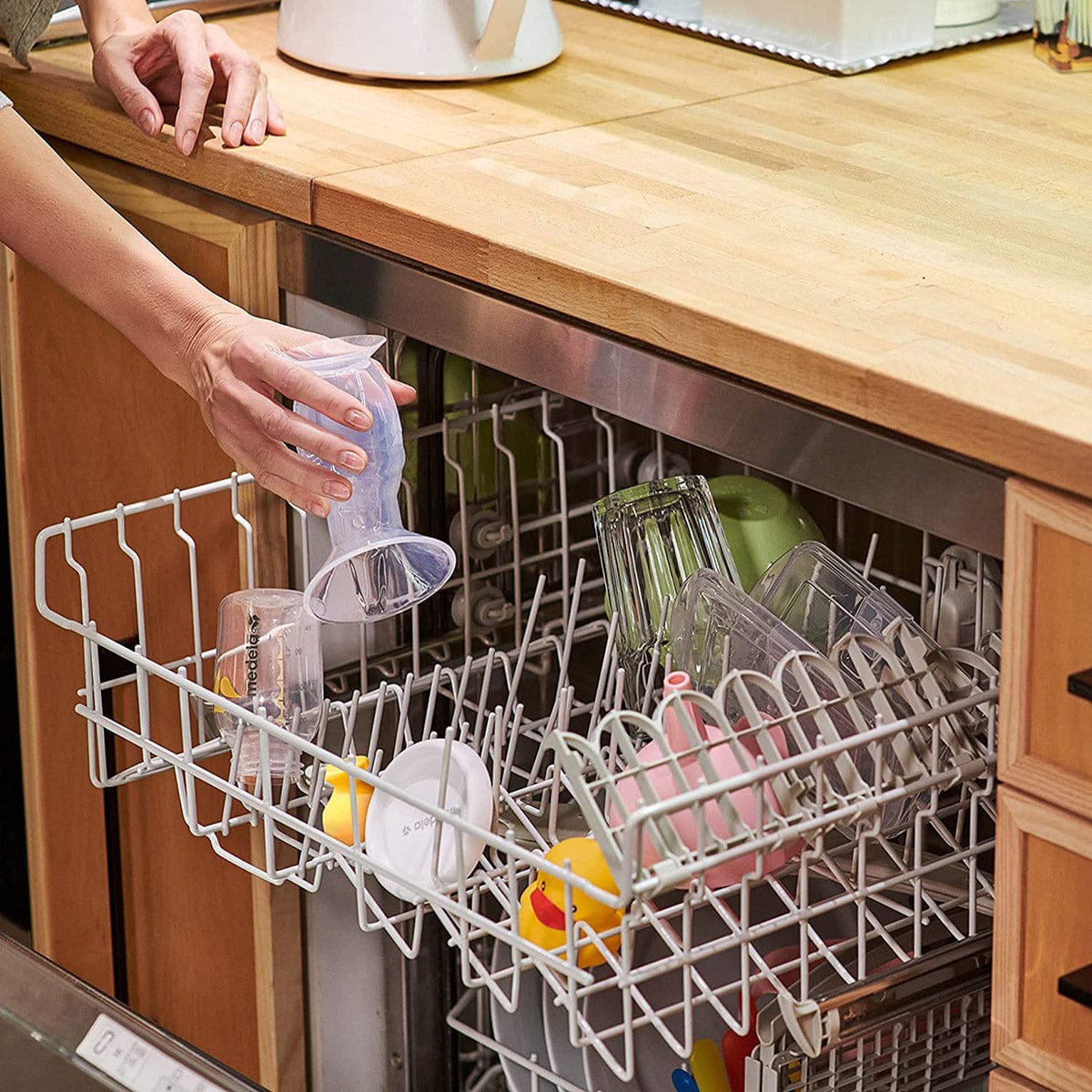 Medela Silicone Breast Milk Collector - 101043283