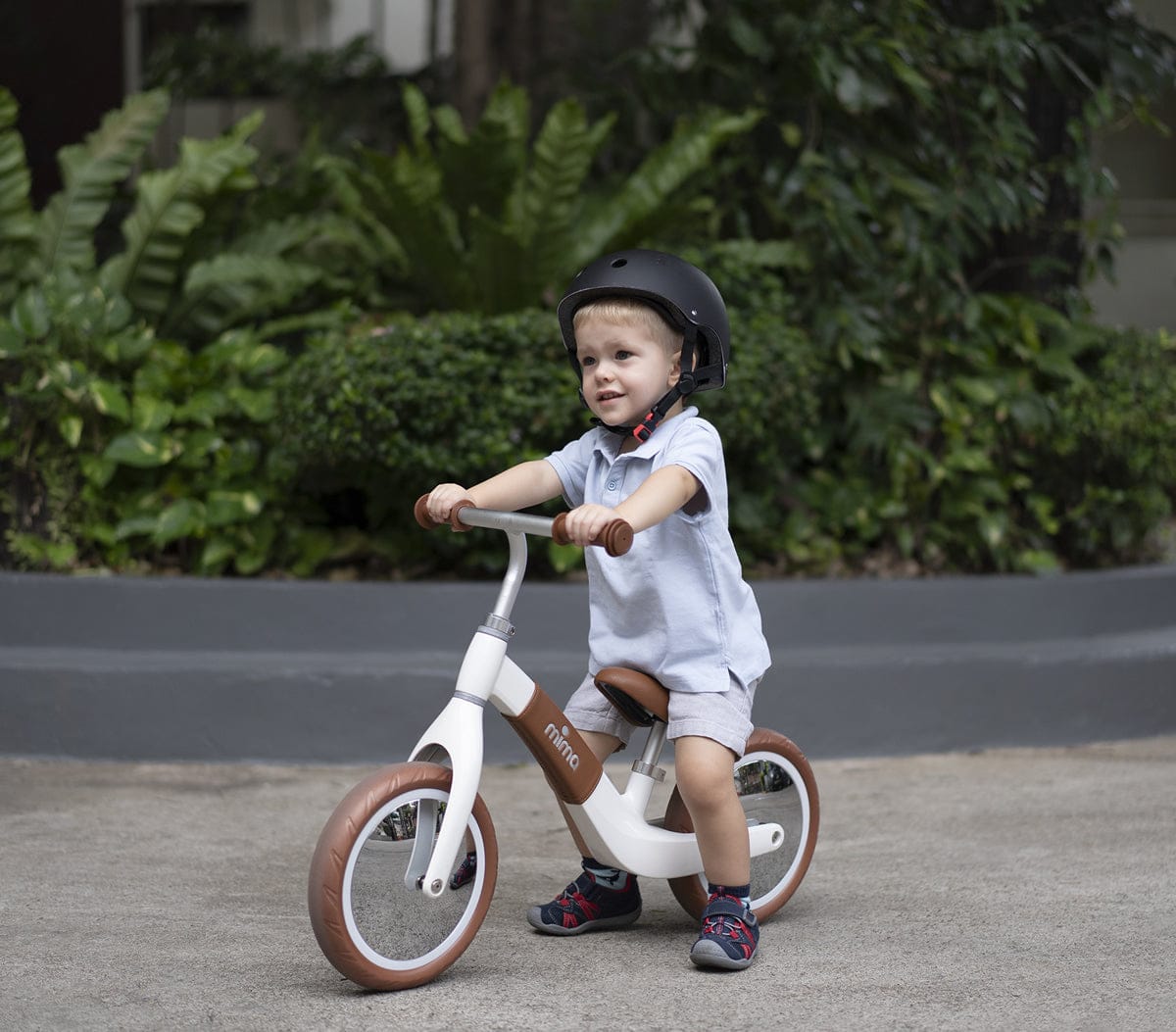 Mima Zoom Balance Bike - Black/Camel - TA2-01B