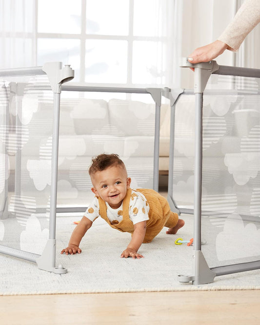 Skip Hop Expandable Enclosure - Grey Clouds - 9O182410