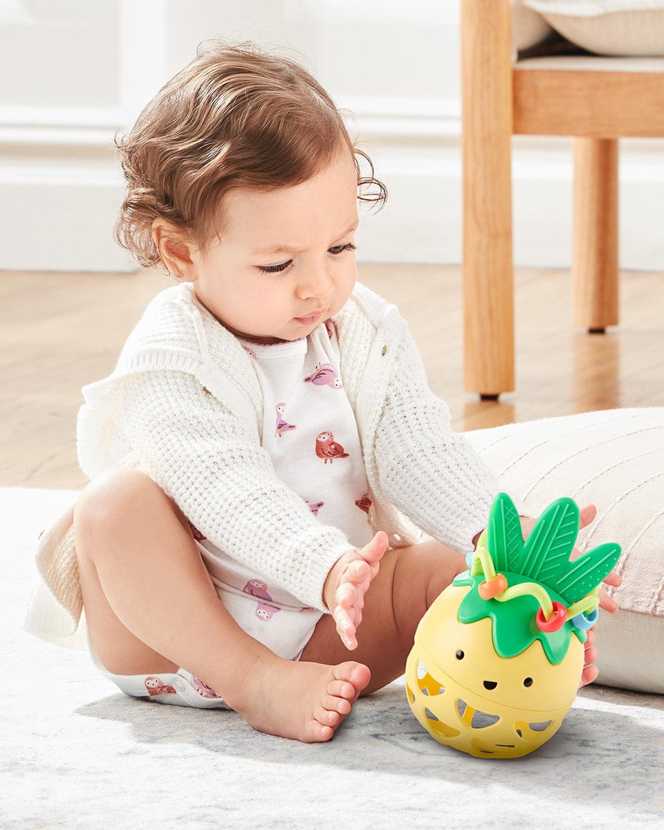 Skip Hop Farmstand Roll-Around Pineapple Rattle Baby Toy - 9O293410