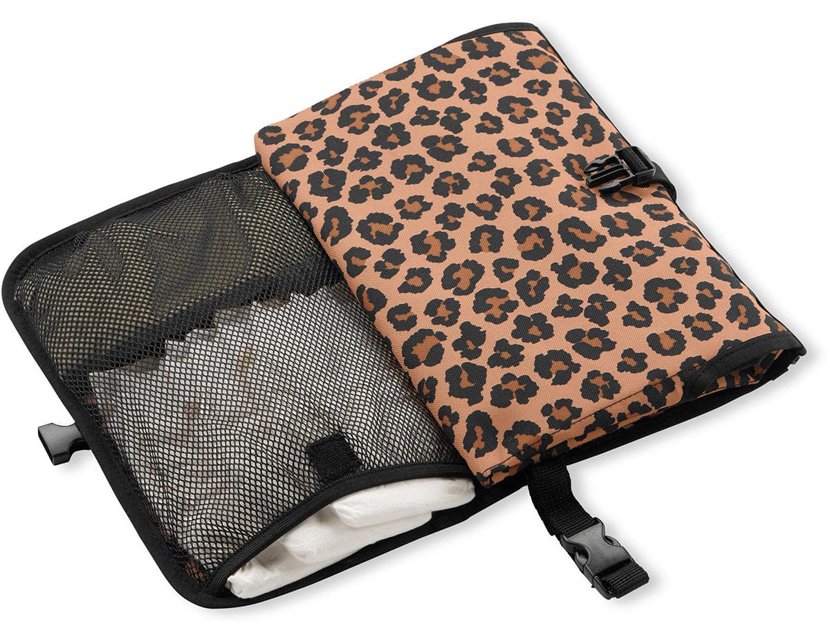Skip Hop Pronto Signature Changing Station - Classic Leopard - 9K172010