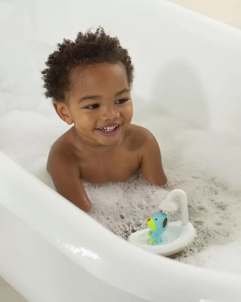 Skip Hop Zoo Squeeze & Shower Dog Bath Toy - 9H498510