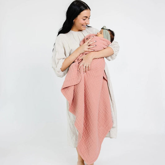 Lou Lou & Company Cloud Muslin Quilt - Rose, Large - 20997