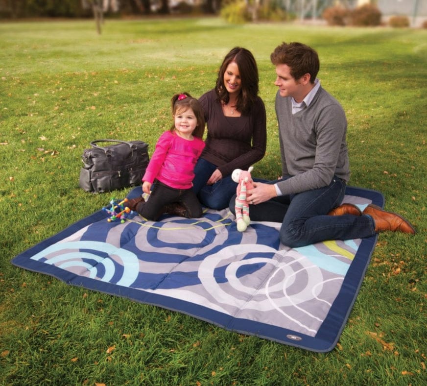 JJ Cole Outdoor Blanket, 5x7 - Blue Orbit - J00438