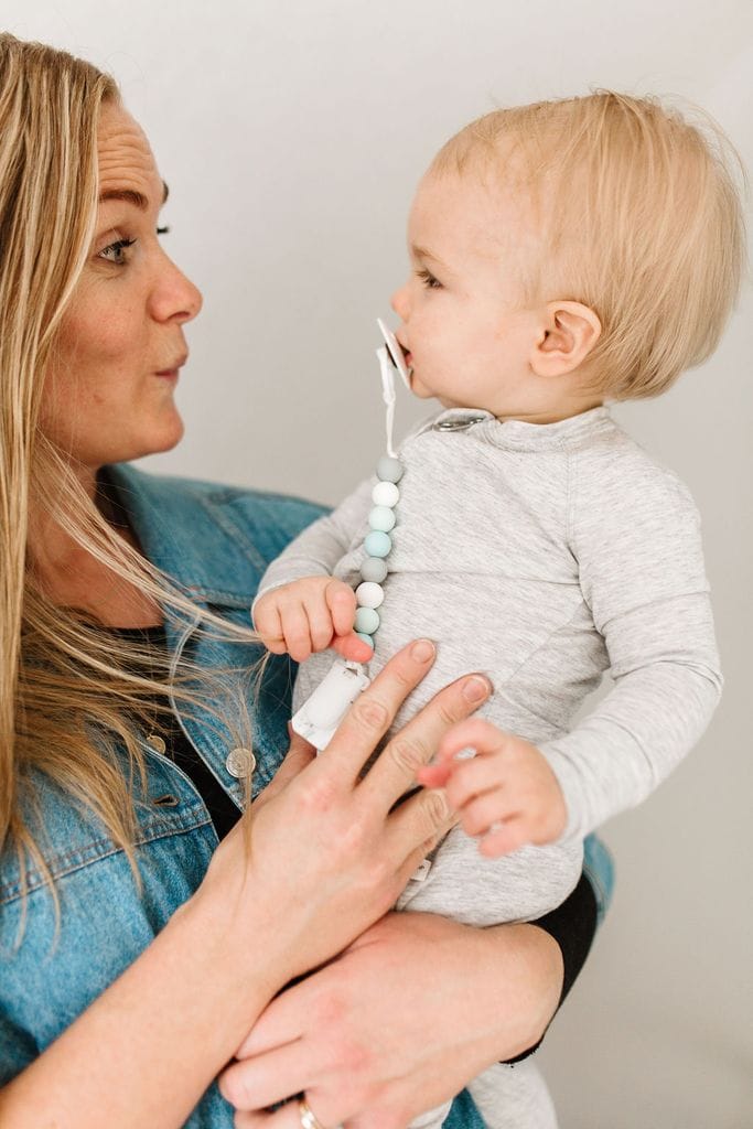 Loulou Lollipop Lolli Gem Pacifier Clip - Blue Grey - HLDRBG