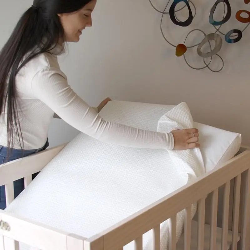 Lullaby Earth Breathe-Safe Breathable Mini Crib Mattress Cover - White - BRZ-MN
