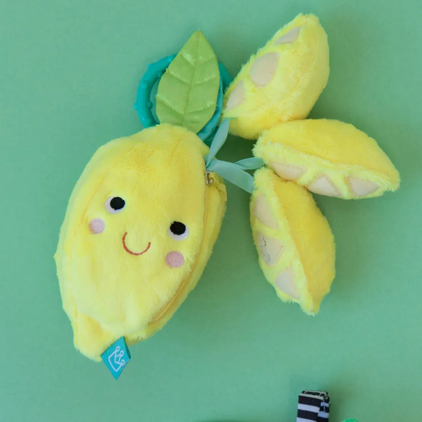 Manhattan Toy Mini-Apple Farm - Lemon - 161540