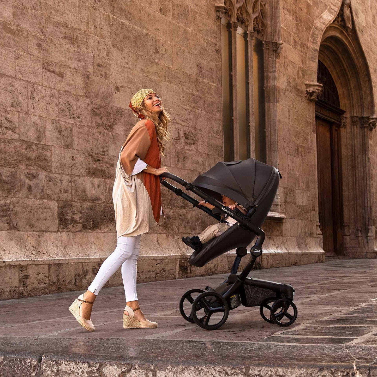 Mima Xari Max Stroller - Black / Black / Stone White - A601-06110SW-US