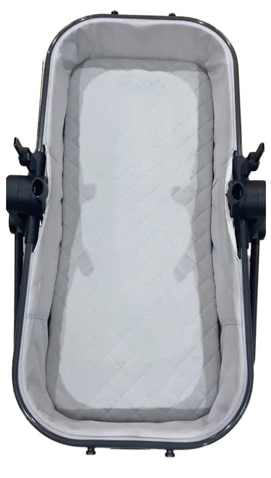 Romp&Roost Hatch Bassinet Mattress and Sheet - RRLHATCHBMS