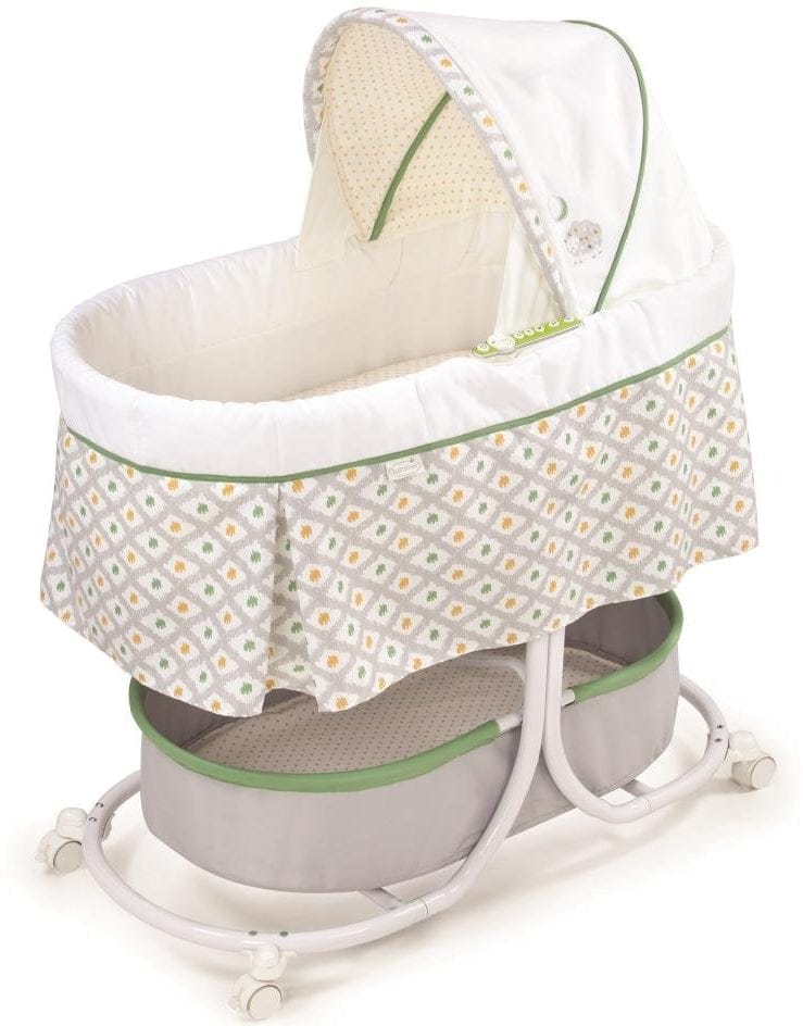 Summer Infant Modern Bassinet with Motion