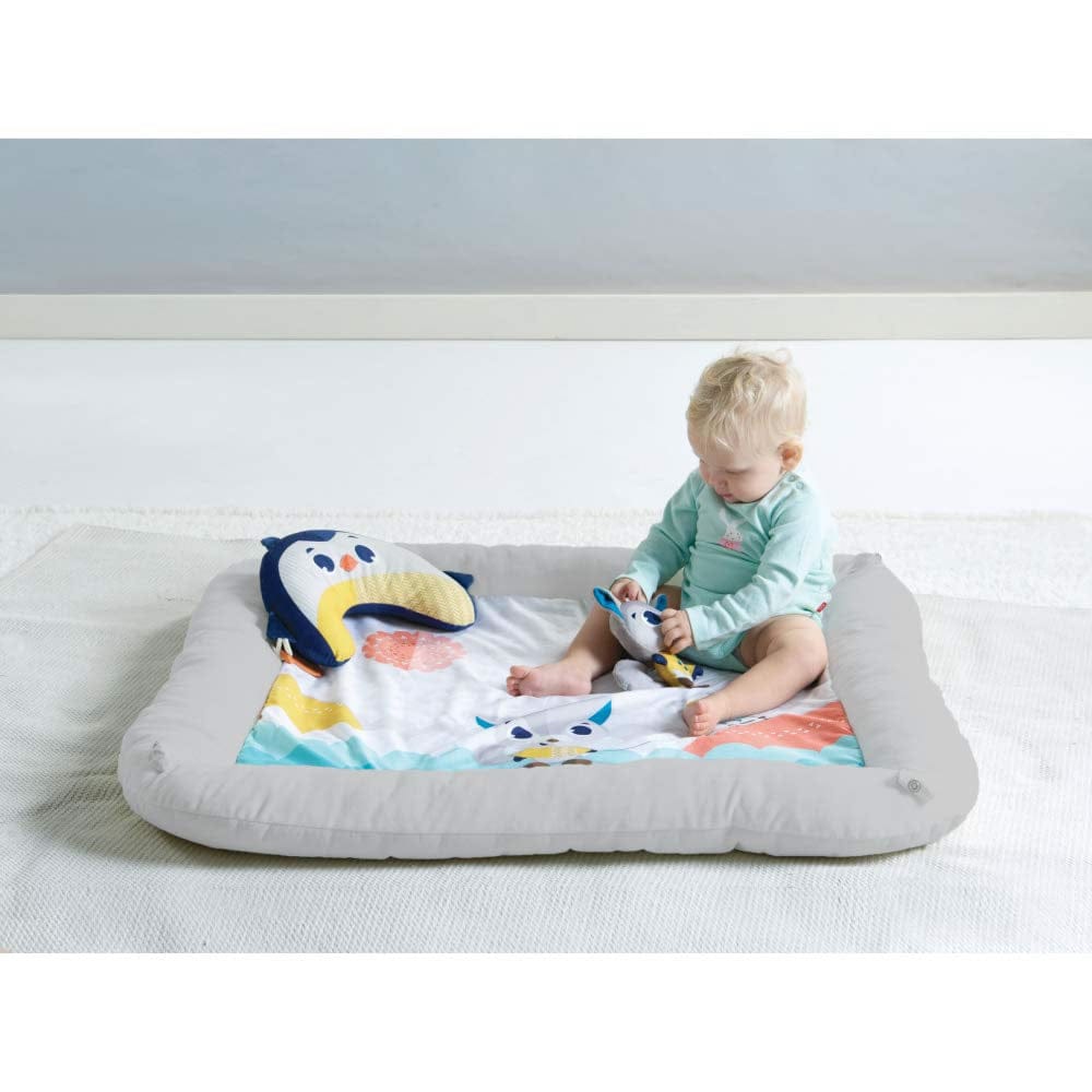 Tiny Love Polar Wonders Plush Gymini Activity Mat - TO0680700