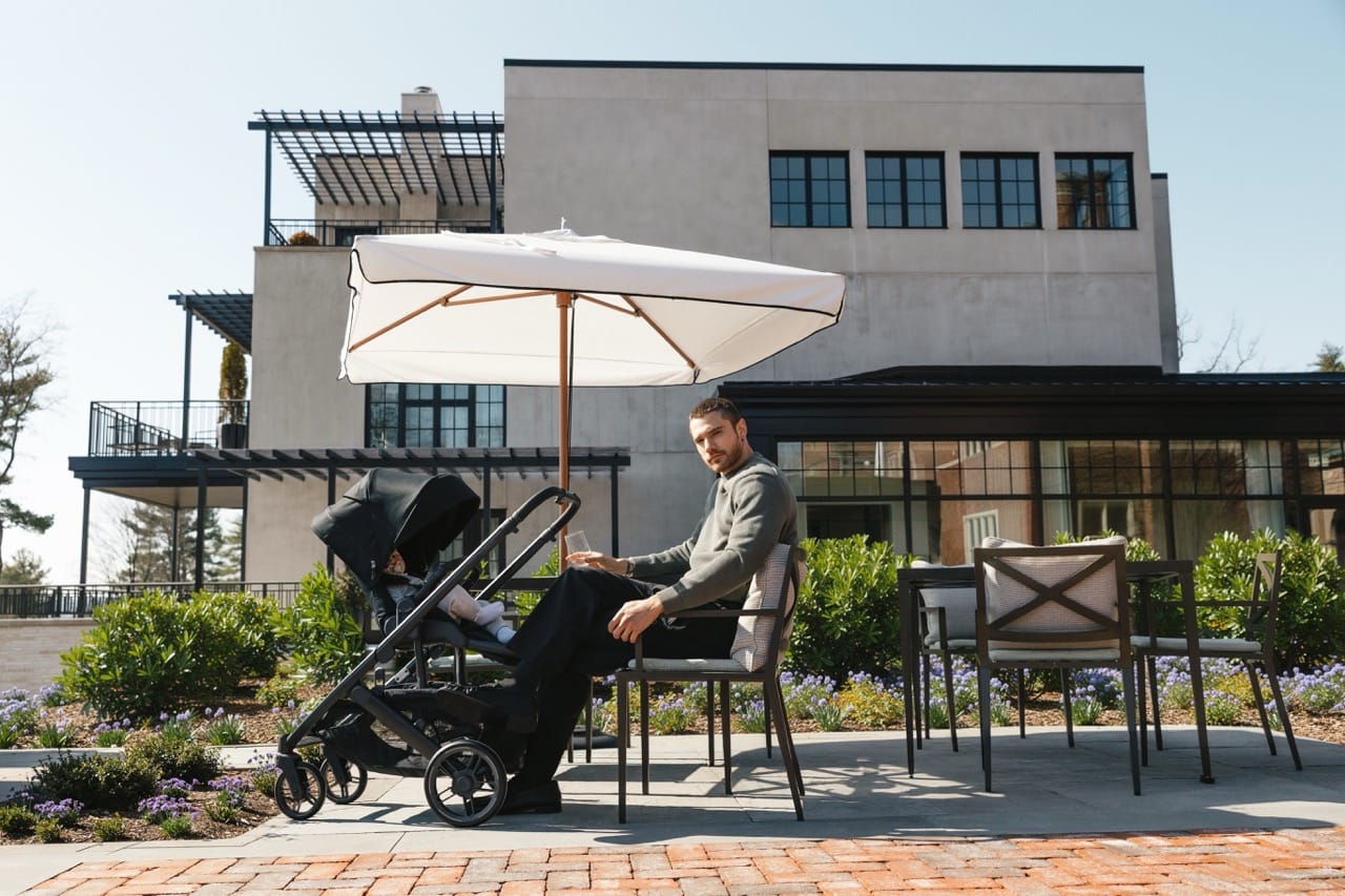 UPPAbaby Cruz V3 Stroller - James (Black / Carbon Frame / Black Leather) - 0403-CRZ-NA-JMS