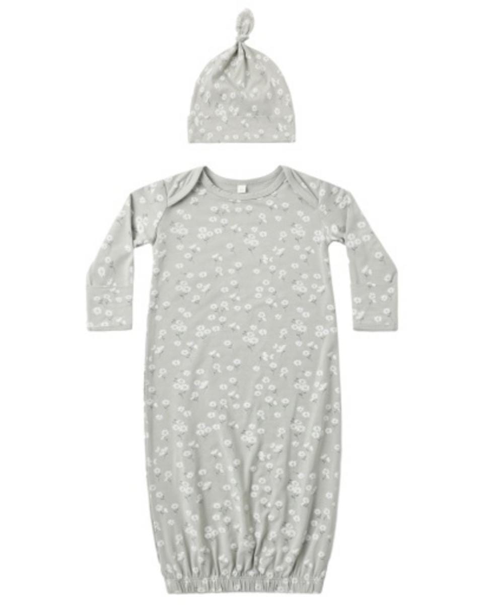 Quincy Mae Bamboo Baby Gown + Hat Set Green Daisy - Sage