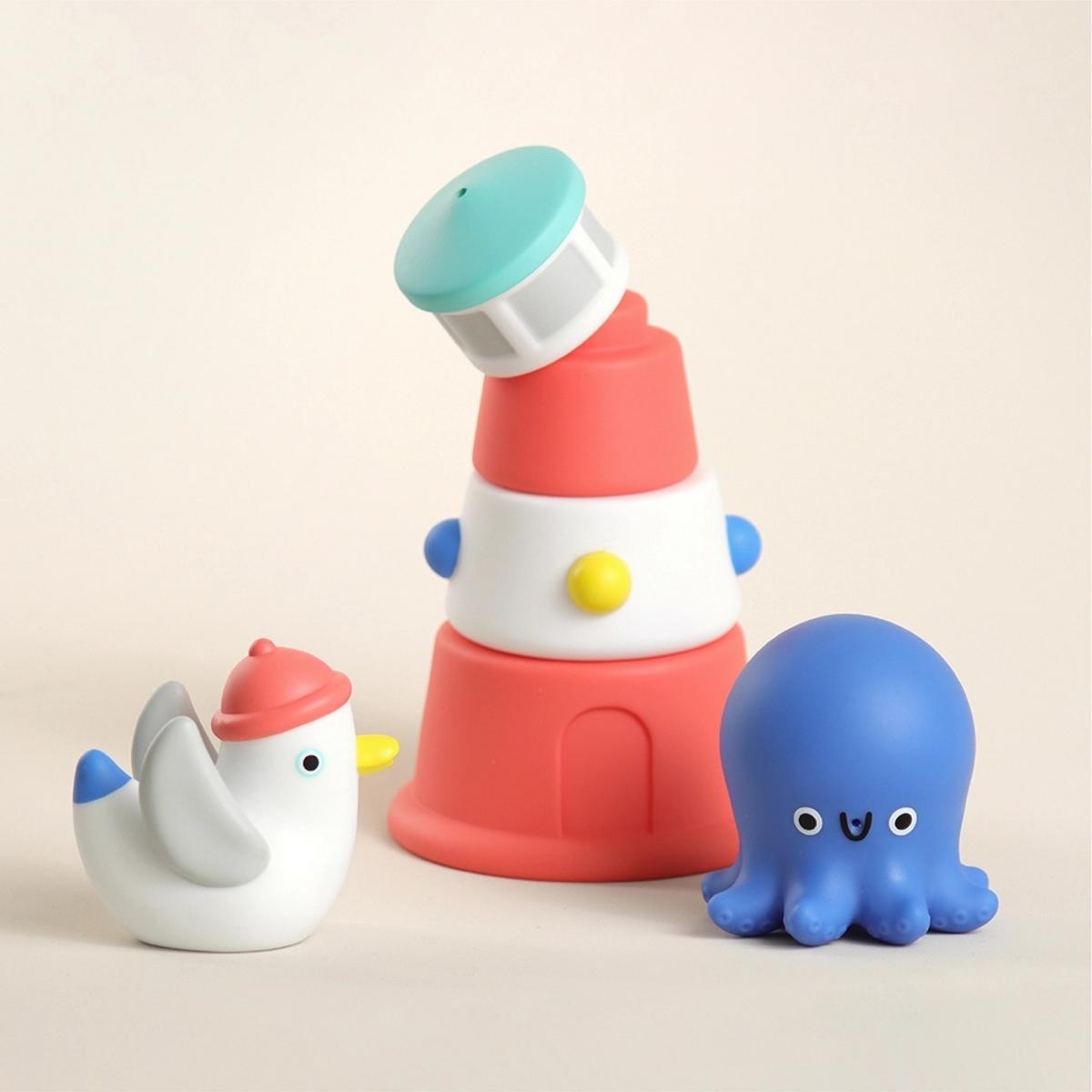 Itzy Ritzy Itzy Stack & Squirt Stackable Lighthouse & 2 Bath Squirters - Nautical - 456501862